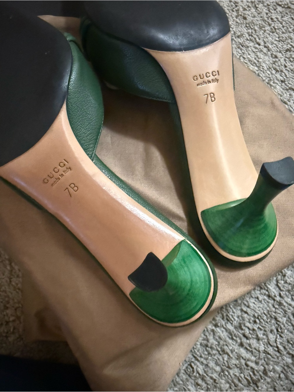 Gucci Emerald Green Leather Horsebit Pointed Mule Heels - Picture 6 of 7